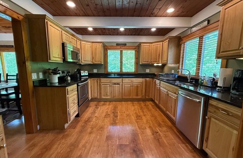 Birch Hill Ski Chalet | Beautiful Chalet Style Home with Seasonal Mountains Views in North Conway, NH