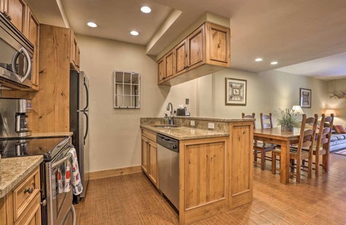 Vail Condo | Beautiful Condo across street from Vail Golf Course Clubhouse