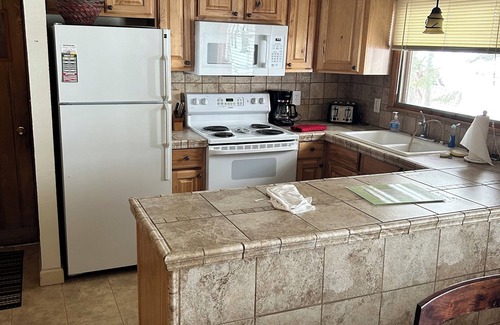 St Germain Cabin | Beautiful cottage between two lakes near St. Germain WI