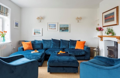 Torcross Cottage | Beautiful cottage Torcross, Devon with sea views!