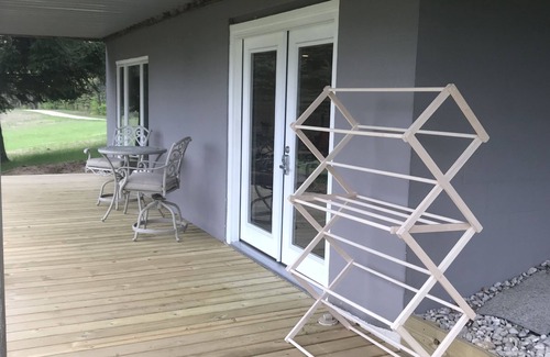 Honor Apartment | Beautiful Couples Getaway in the heart of Sleeping Bear!