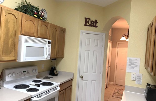 Windsor Hills Condo | Beautiful Disney Retreat - 3 Bed/2 Bath