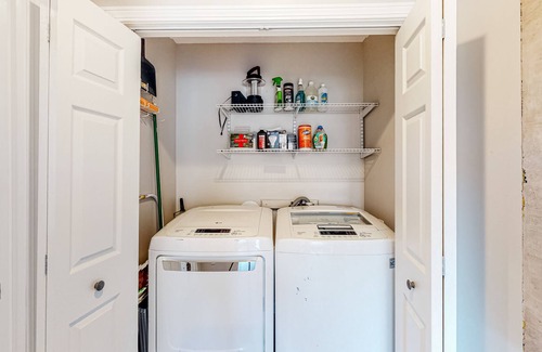 Cundys Harbor House | Beautiful dog-friendly home with waterview, washer/dryer, & free WiFi