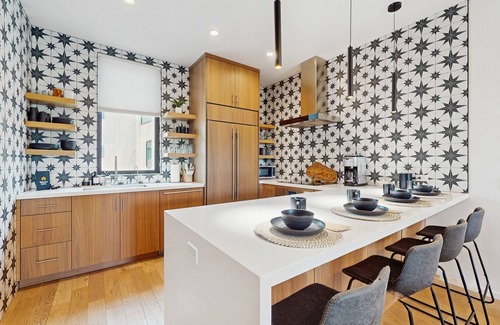 Carlsbad Village House | Beautiful dog friendly home in Carlsbad Village w/private grill, backyard, & W/D
