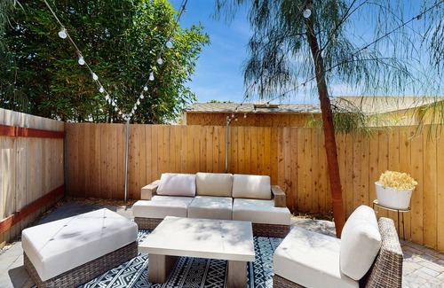 Carlsbad Village House | Beautiful dog friendly home in Carlsbad Village w/private grill, backyard, & W/D
