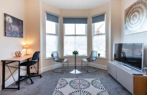 Welford Apartment | Beautiful, Entire Luxurious One Bedroom Flat