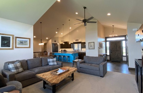 Leigh Creek Estates House | Beautiful Family Getaway with Breathtaking Teton Views