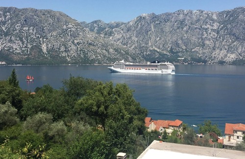 Prcanj House | Beautiful Family Vacation Home In Bay Of Kotor