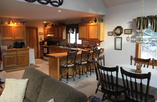 Waitsfield House | Beautiful Fayston/Waitsfield Home Close to Sugarbush, MRG Slopes, Catamount XC