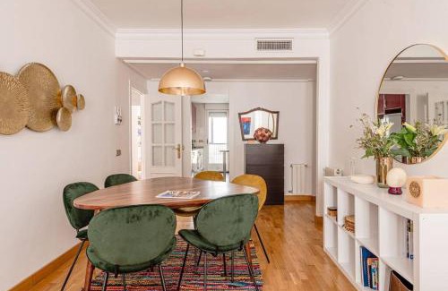 Chueca Apartment | Beautiful flat with pool in the center-S-MARC