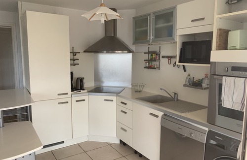 Saint-Germain-sur-Ay Villa | Beautiful villa in St Germain sur Ay facing the sea and its large sandy beach!