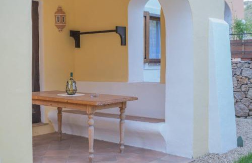 Liscia di Vacca Apartment | Beautiful Giardino Degli Oleandri-1BedApt B4 Prem