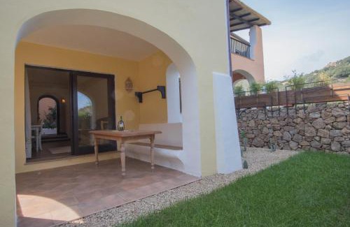 Liscia di Vacca Apartment | Beautiful Giardino Degli Oleandri-1BedApt B4 Prem