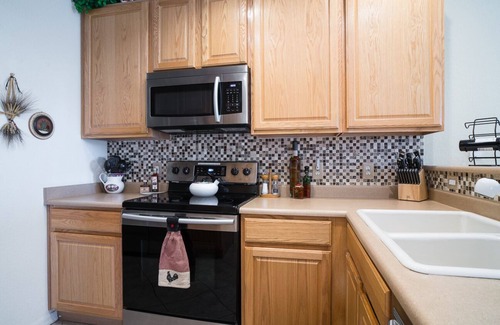 Superstition Lakes Condo | Beautiful Golf Course view with gorgeous sunsets