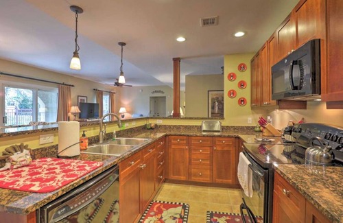 St. Augustine House | Beautiful GROUND FLOOR 2 Bedroom Relaxing Oasis w Private Veranda