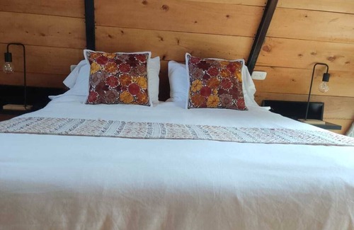 Santa Clara La Laguna Cabin | Beautiful A-frame Cabin w/ Parking, Lakefront Access, Wifi & Air Conditioning