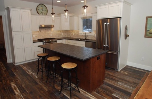 Nisswa Cottage | Beautiful Gull Lake Cottage at Quarterdeck Resort