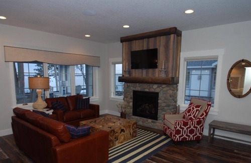 Nisswa Cottage | Beautiful Gull Lake Cottage at Quarterdeck Resort