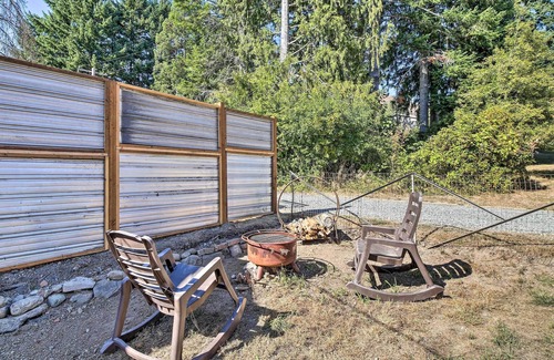 Mineral House | Beautiful Historic Home, Walk to Mineral Lake