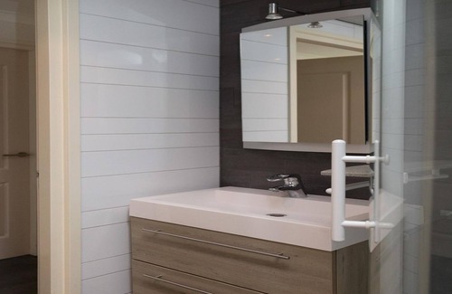 Baarland House | Beautiful holiday home on the coast of Baarland