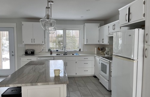 Trenton House | Beautiful home on an ocean inlet - Walking distance from sandy beach