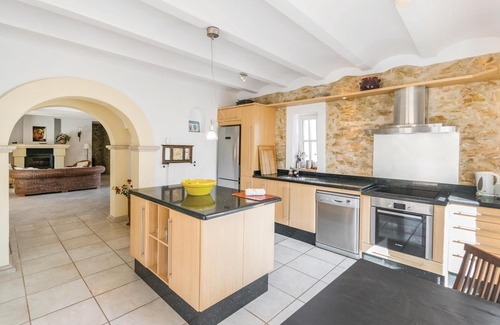 Benissa House | Beautiful home in Benissa with kitchen
