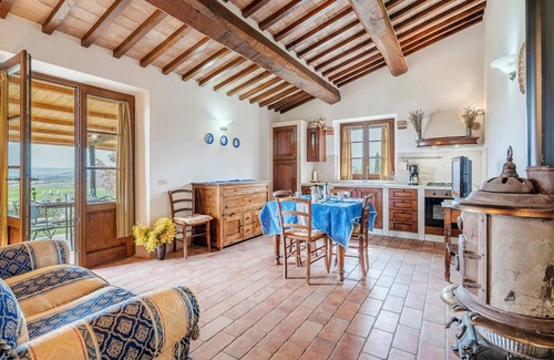 Montaione House | Beautiful home in Cetona with WiFi