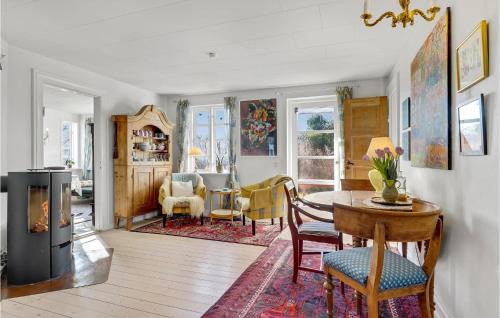 Farso House | Beautiful Home In Farsø With Wifi
