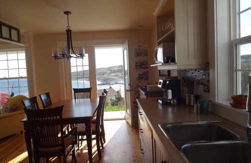 Flatrock House | Beautiful home in Flatrock, spectacular ocean view, spacious grounds, magical