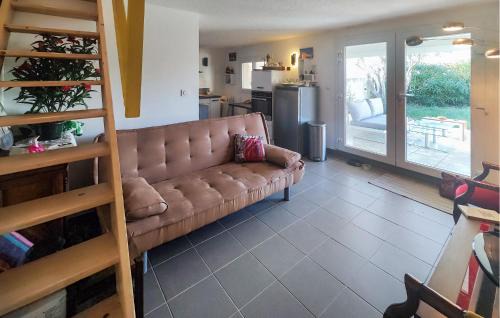 Vic-la-Gardiole House | Beautiful Home In Vic-La-Gardiole