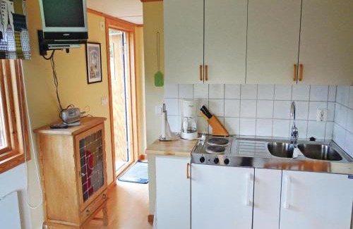 Listarum House | Beautiful Home In Gäsrsnäs With Wifi