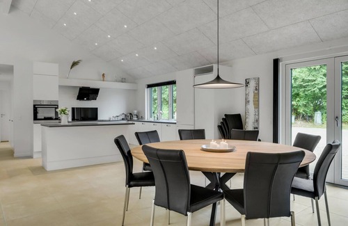 Udsholt House | Beautiful home in Græsted with WiFi