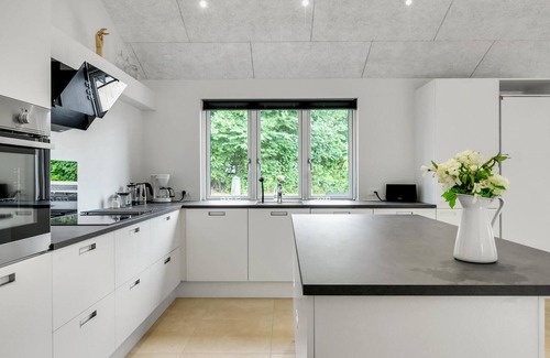 Udsholt House | Beautiful home in Græsted with WiFi