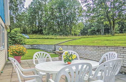 Hastveda House | Beautiful home in Hästveda with kitchen