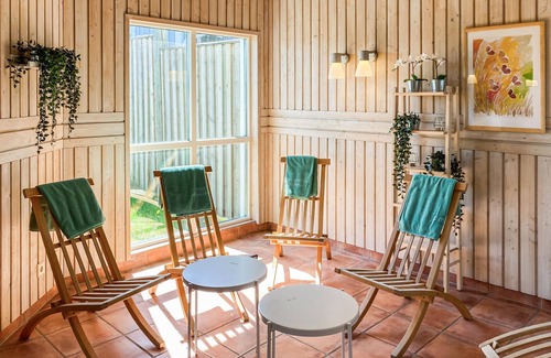 Hok House | Beautiful home in Hok with WiFi