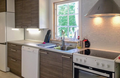 Stavsjo House | Beautiful home in Ljungby with WiFi