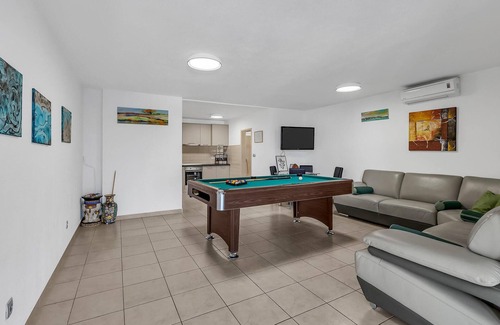 Makarska House | Beautiful home in Makarska with WiFi