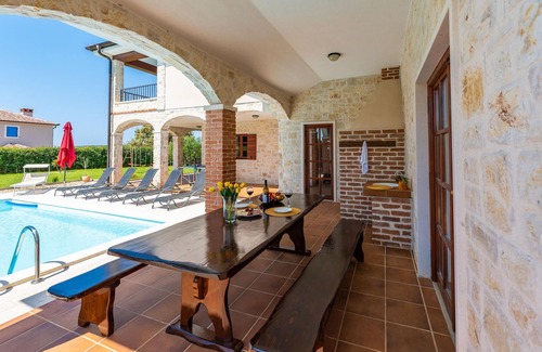 Muline House | Beautiful home in Muline with sauna