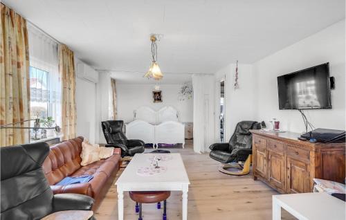 Sejerslev House | Beautiful Home In Nykøbing M With Wifi