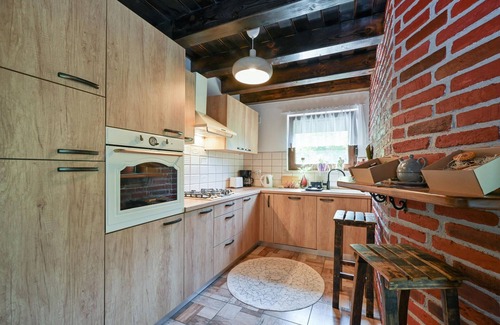 Sveti Ilija House | Beautiful home in Seketin with sauna