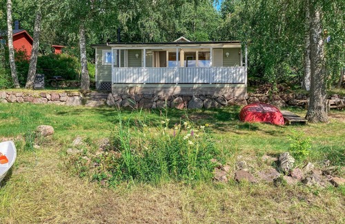 Tranas House | Beautiful home in Tranås with lake view