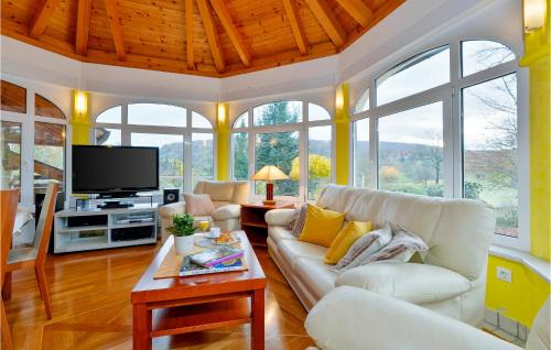 Gornji Kneginec House | Beautiful Home In Varazdin Breg