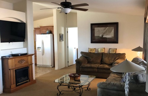 Topock House | Beautiful home near Topock Marina and the Historic route 66