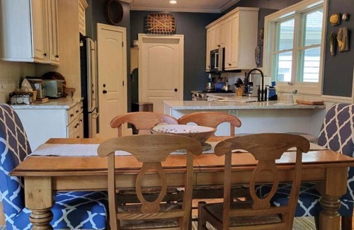 Central Lake Cottage | Beautiful Home on Benway Lake!