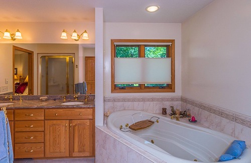 Brainerd House | Beautiful Home On Round Lake, Part Of The Gull Lake Chain of Lakes...