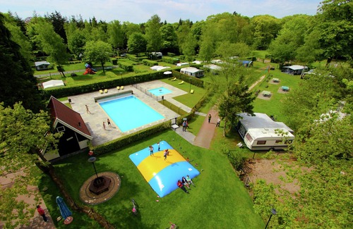 De Bult House | Beautiful home with lots of privacy, in the forest
