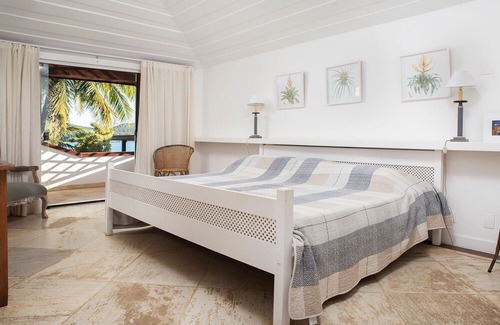 Village da Ferradura House | Beautiful house with five suites facing Ferradura beach