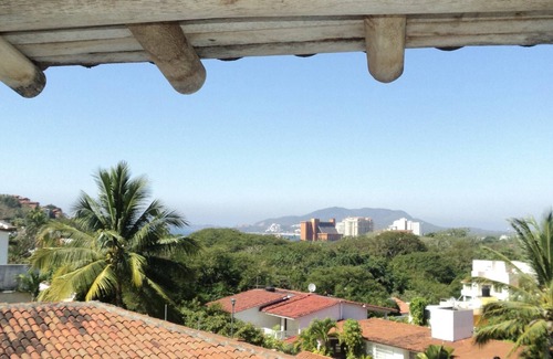 Ixtapa House | Beautiful house with pool in Ixtapa Mexico