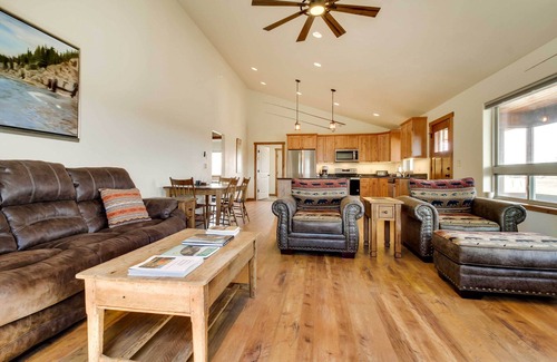 Silver Star Cabin | Beautiful Jefferson River Cabin w/Mountain Views!