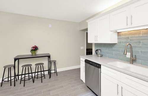 Southside House | Beautiful Lake Mandarin Home